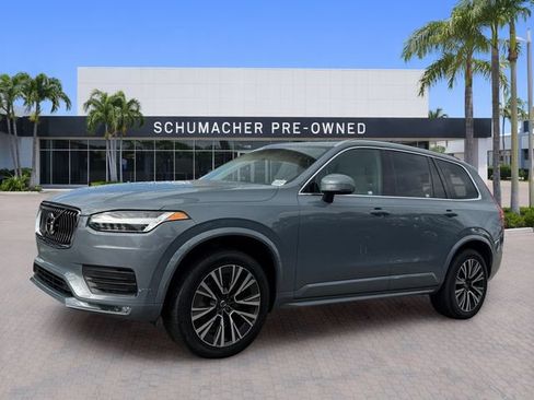 Used 2020 Volvo XC90 T5 Momentum w/ Protection Package Premier FWD image 3