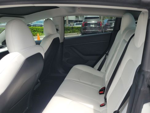 Used 2023 Tesla Model 3 Performance AWD/4WD image 14