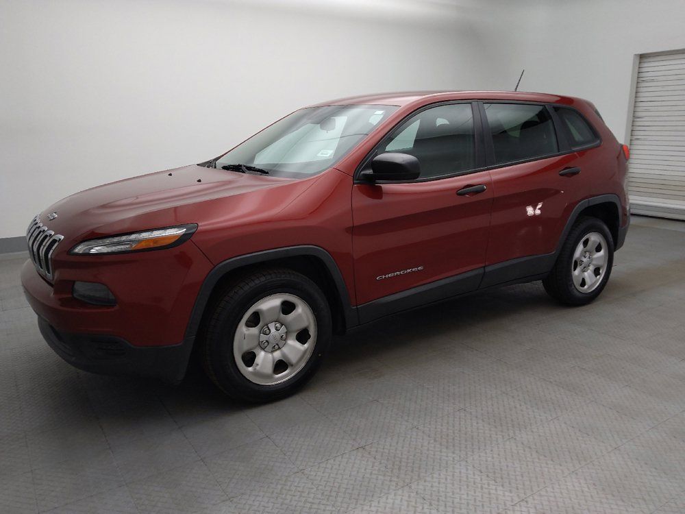 Used 2017 Jeep Cherokee Sport FWD image 2
