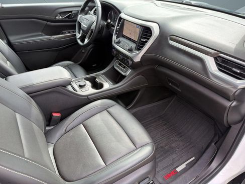 Certified 2023 GMC Acadia SLT w/ Preferred Package FWD image 31