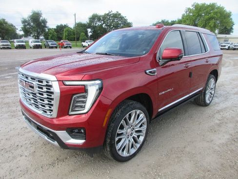 New 2026 GMC Yukon Denali w/ Denali Reserve Package AWD/4WD image 9