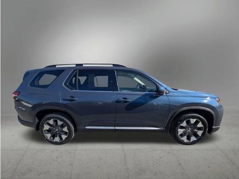 New 2026 Honda Pilot Touring image 6
