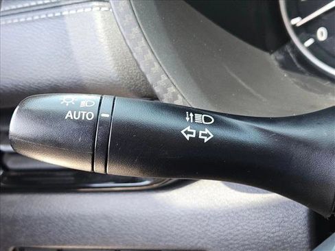 Used 2020 Nissan Sentra SV FWD image 10