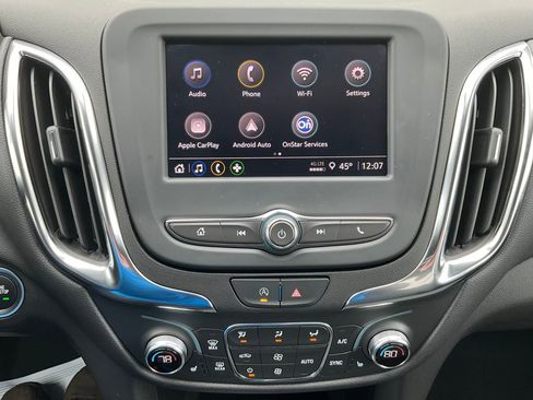 Used 2024 Chevrolet Equinox LT image 12