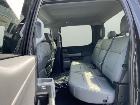 New 2025 Ford F150 Lightning Flash AWD/4WD image 8