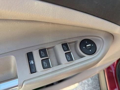 Used 2014 Ford Escape Titanium image 23