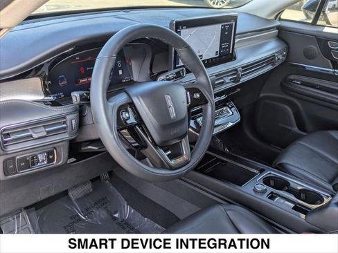 Certified 2023 Lincoln Corsair Reserve image 10