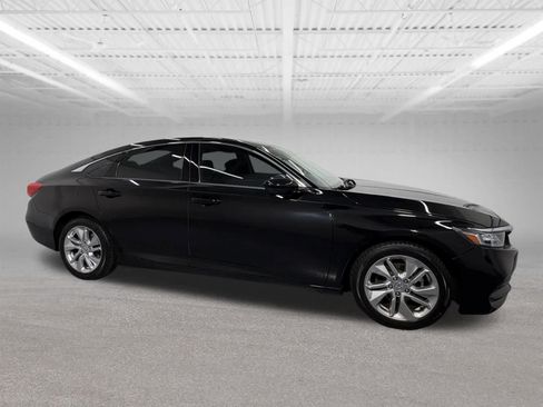 Used 2019 Honda Accord LX image 6