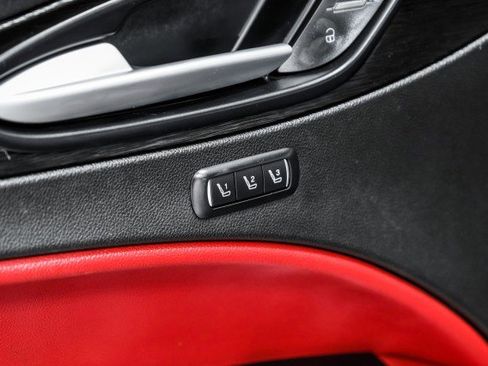 Used 2019 Alfa Romeo Stelvio RWD image 41