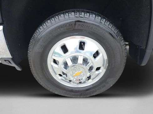 Used 2024 Chevrolet Silverado 3500 LTZ w/ LTZ Convenience Package AWD/4WD image 11