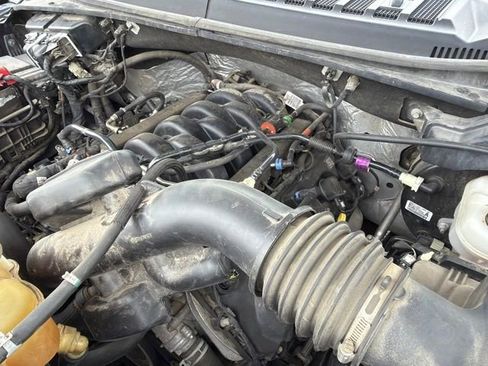 Used 2019 Ford F150 XL w/ Equipment Group 101A Mid AWD/4WD image 7