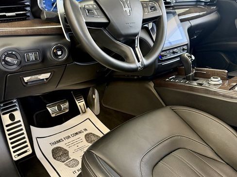 Used 2018 Maserati Quattroporte S GranLusso RWD image 13