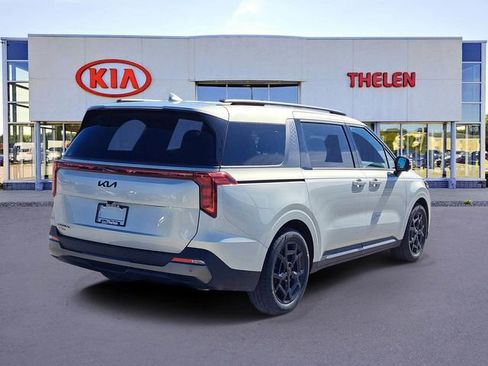 New 2026 Kia Carnival SX w/ SX Dark Edition Package FWD image 4