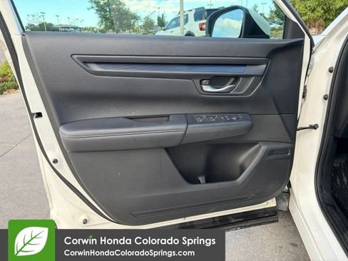 Used 2024 Honda CR-V LX image 11