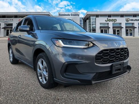 Used 2024 Honda HR-V LX image 2