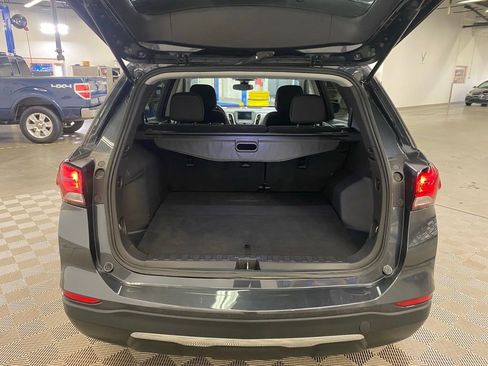 Used 2023 Chevrolet Equinox LT image 12