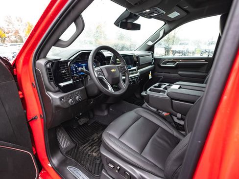 New 2026 Chevrolet Silverado 1500 LT w/ Leather Package image 30