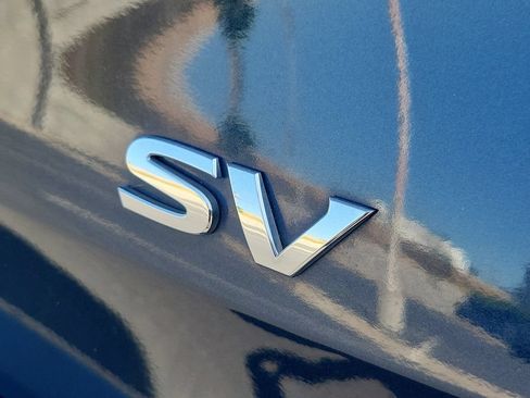 Used 2015 Nissan Rogue SV w/ SV Premium Package FWD image 9