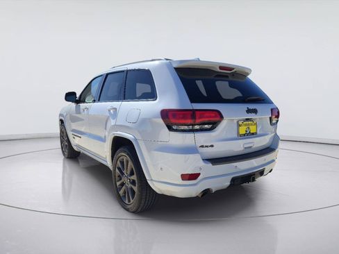 Used 2017 Jeep Grand Cherokee Limited 75th Anniversary AWD/4WD image 3