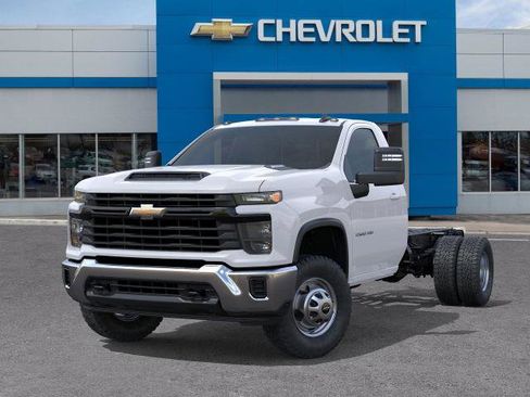 New 2026 Chevrolet Silverado 3500 W/T w/ WT Convenience Package AWD/4WD image 38