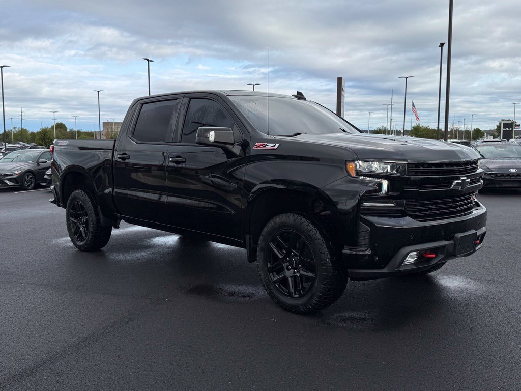 Used 2021 Chevrolet Silverado 1500 LT Trail Boss AWD/4WD image 3