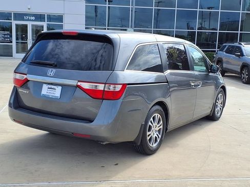 Used 2011 Honda Odyssey EX-L image 4