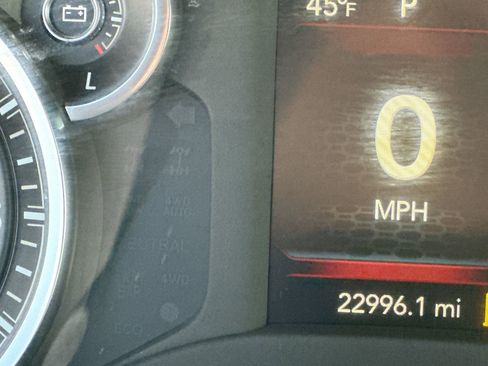 Used 2024 RAM 2500 Tradesman w/ Chrome Appearance Group image 14