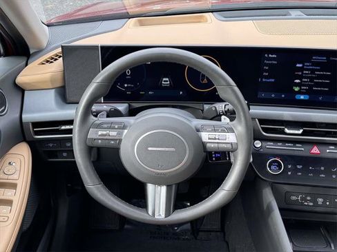 Used 2025 Hyundai Sonata Limited image 12