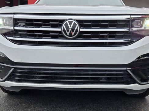 Used 2022 Volkswagen Atlas SEL R-Line image 13