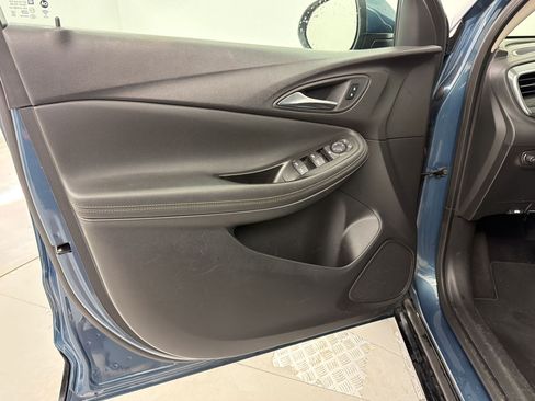 Used 2024 Buick Encore GX Sport Touring FWD image 22