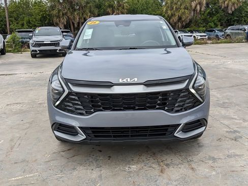 Certified 2025 Kia Sportage EX image 3