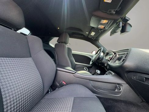 Used 2019 Dodge Challenger R/T RWD image 12
