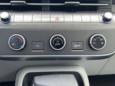 New 2026 Hyundai Kona SE image 7