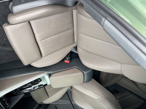 Used 2025 Audi Q5 Premium Plus w/ Premium Plus image 59