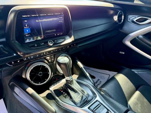 Used 2019 Chevrolet Camaro SS image 13