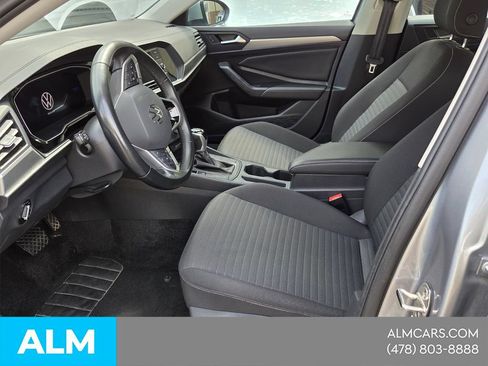 Used 2024 Volkswagen Jetta S FWD image 3