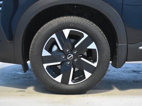 New 2026 Nissan Kicks SV w/ Cold Weather Package image 20