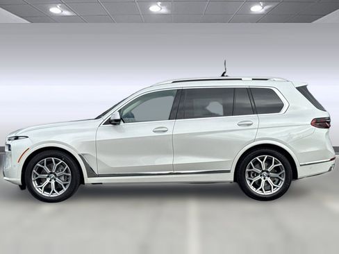 New 2026 BMW X7 xDrive40i image 2