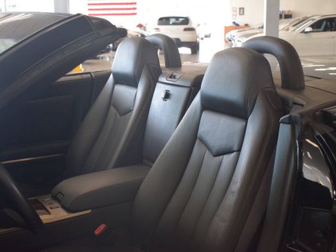 Used 2005 Cadillac XLR RWD image 45