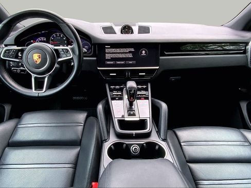 Used 2022 Porsche Cayenne AWD/4WD image 14