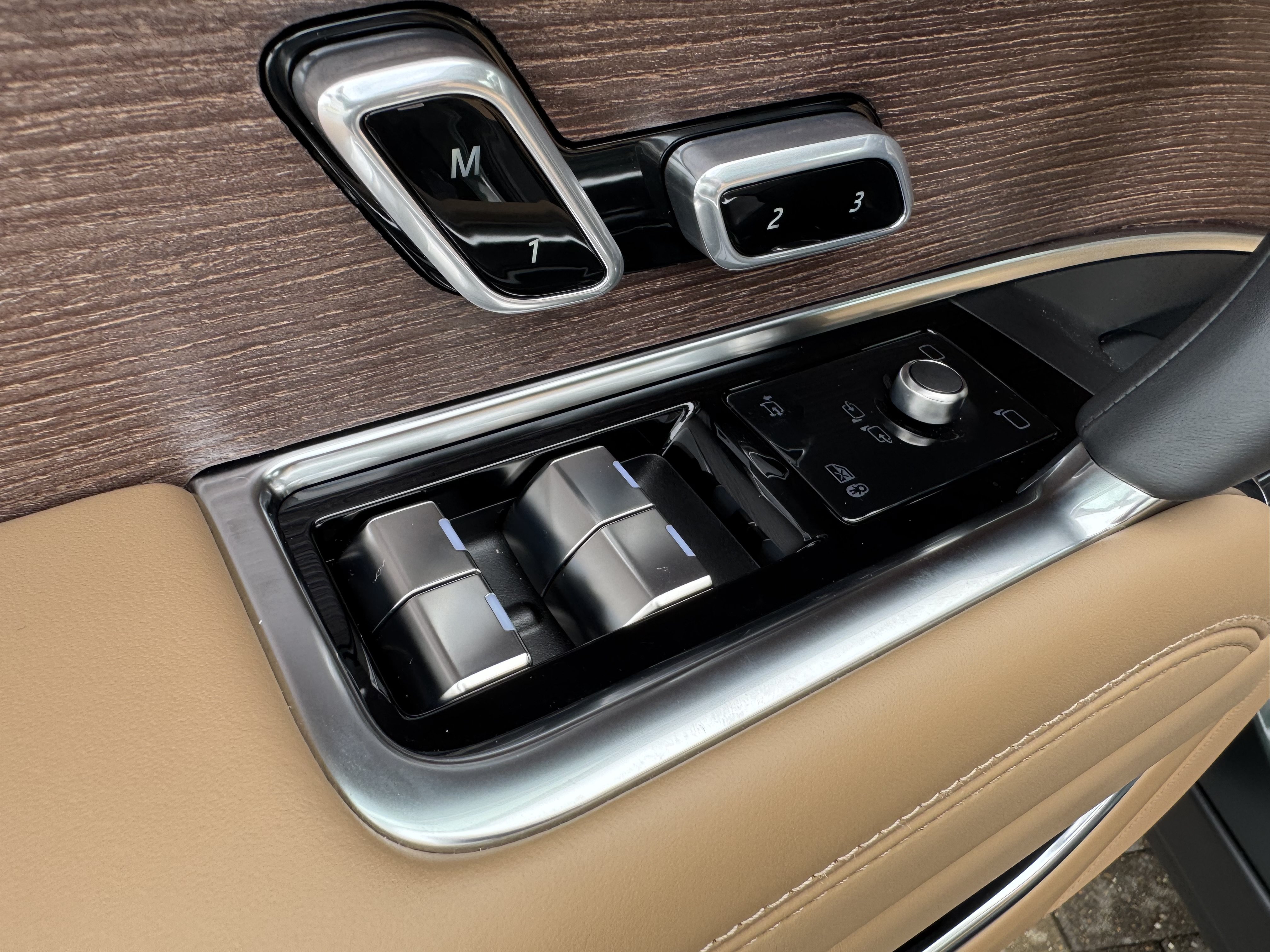 New 2027 Land Rover Range Rover SE AWD/4WD image 11