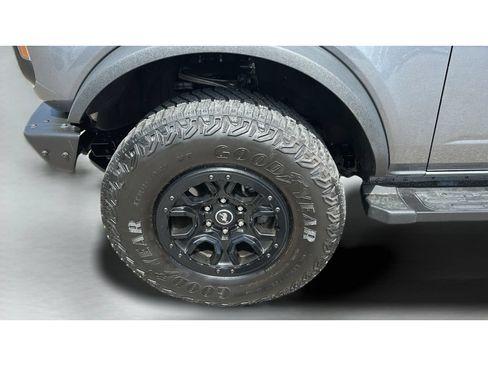 Used 2022 Ford Bronco Wildtrak AWD/4WD image 21