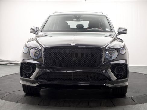 Used 2022 Bentley Bentayga AWD/4WD image 8