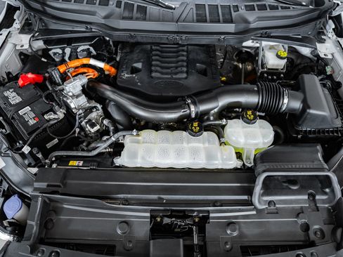 Certified 2023 Ford F150 Lariat w/ Equipment Group 502A High image 25