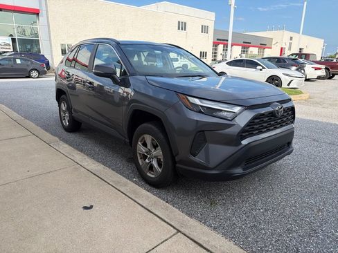 Used 2025 Toyota RAV4 XLE w/ Convenience Package AWD/4WD image 7