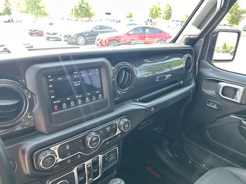 Used 2021 Jeep Wrangler Unlimited Sport AWD/4WD image 23