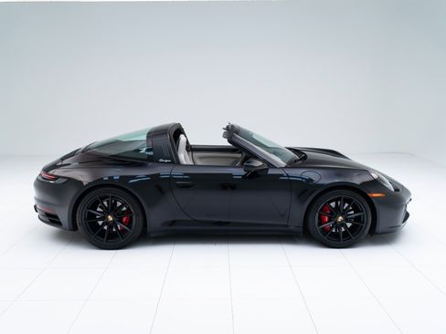 Used 2023 Porsche 911 Targa 4S image 8