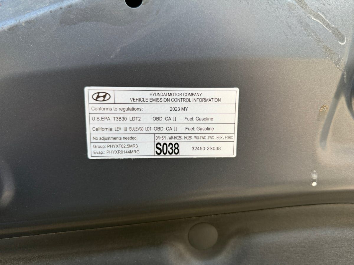 Used 2023 Hyundai Santa Fe SEL w/ Premium Package AWD/4WD image 18