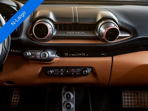Used 2020 Ferrari 812 Superfast RWD image 30
