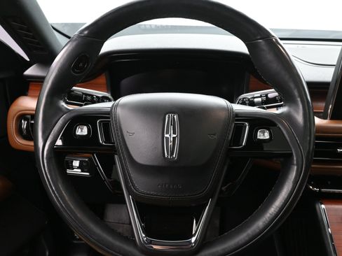 Used 2021 Lincoln Aviator Grand Touring w/ Elements Package Plus image 13